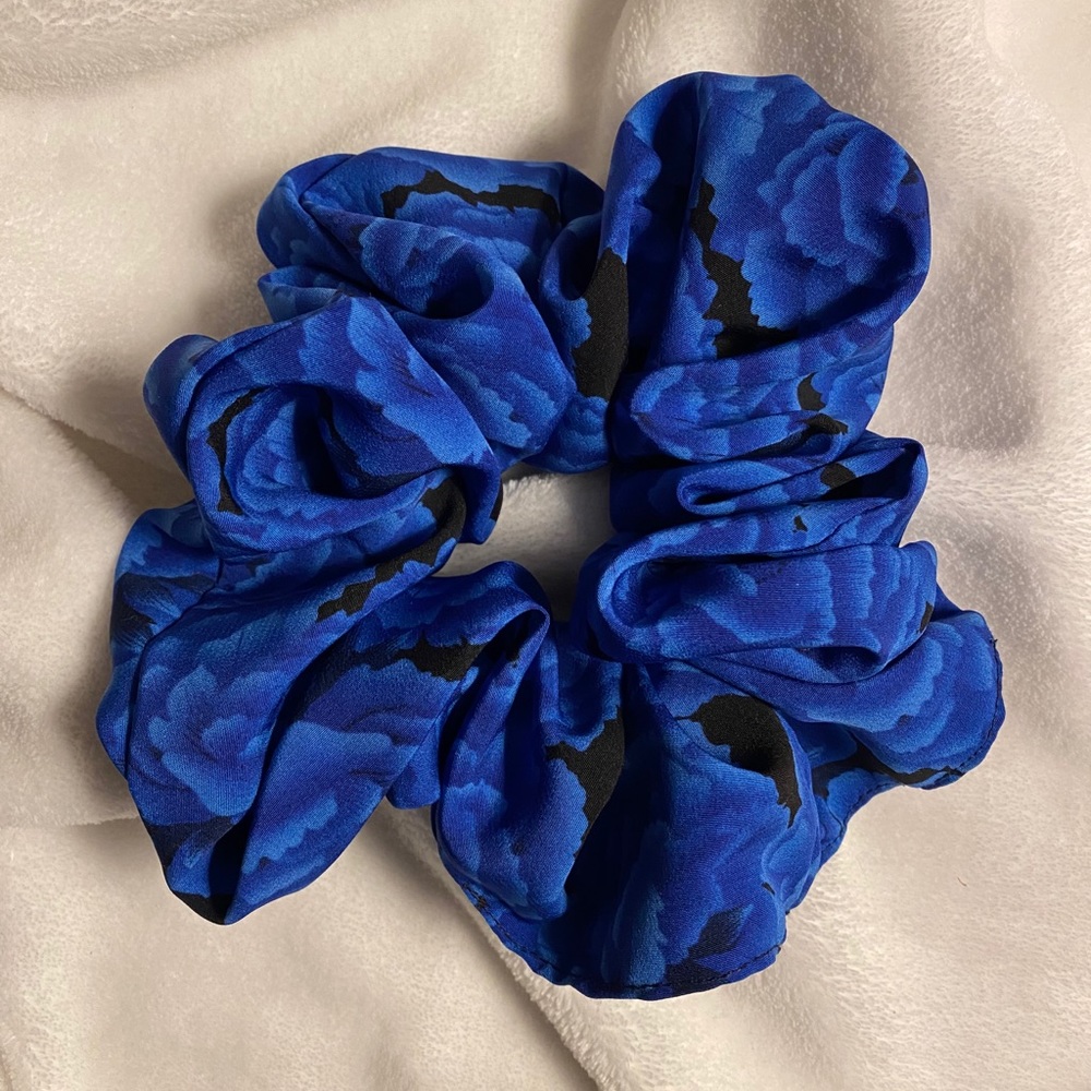 Vintage Scrunchie (single, blue)